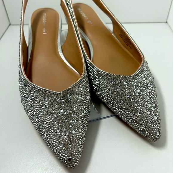 Madden Girl Sparkle Flats - Picture 1 of 9